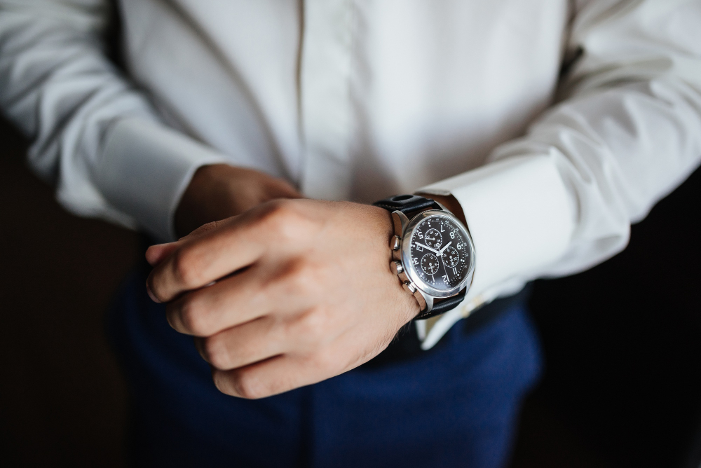 5810 Skeleton Dial Mechanical Watch - Image 1